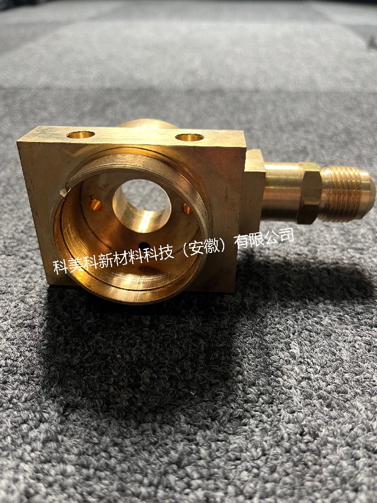 等离子F4中心体
